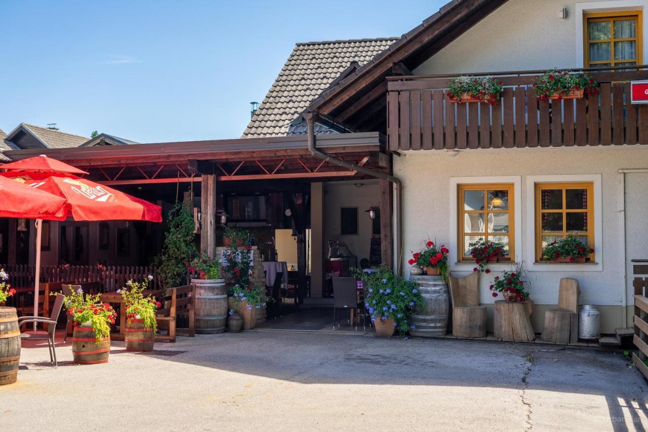Gostilna Logar Hotel Hotemaze Ngoại thất bức ảnh