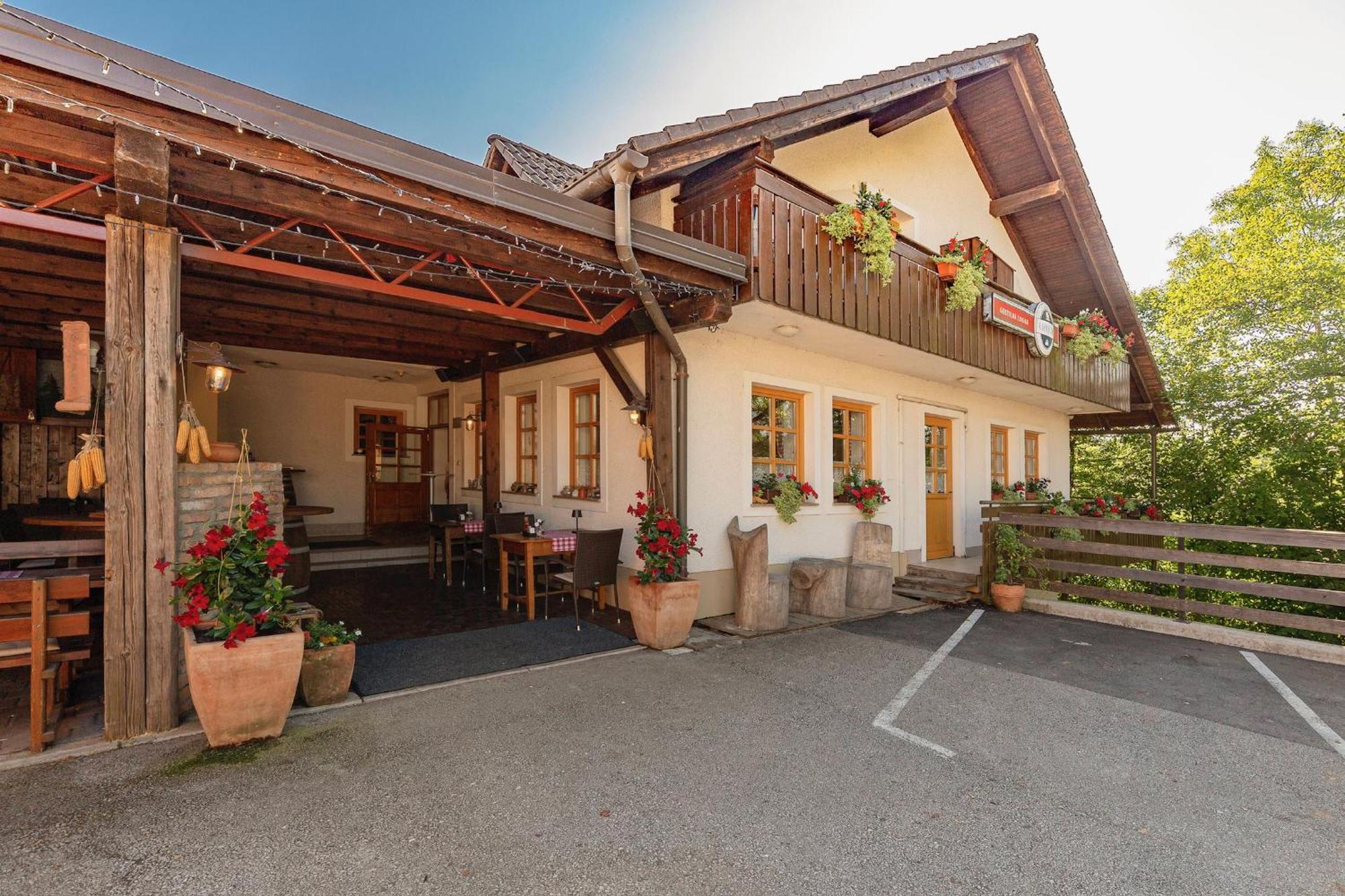 Gostilna Logar Hotel Hotemaze Ngoại thất bức ảnh