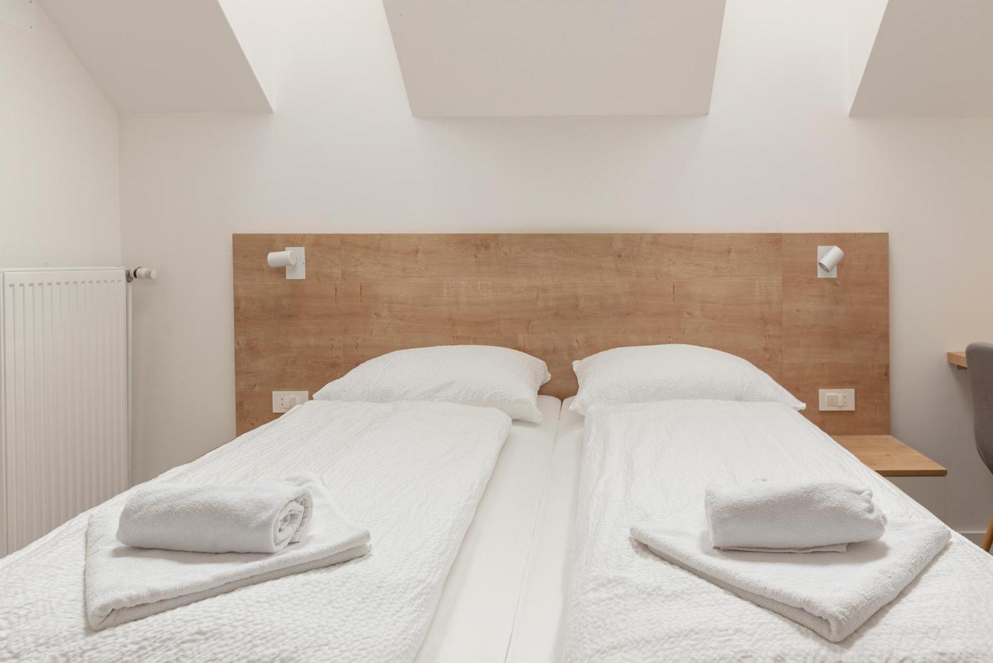 Gostilna Logar Hotel Hotemaze Ngoại thất bức ảnh